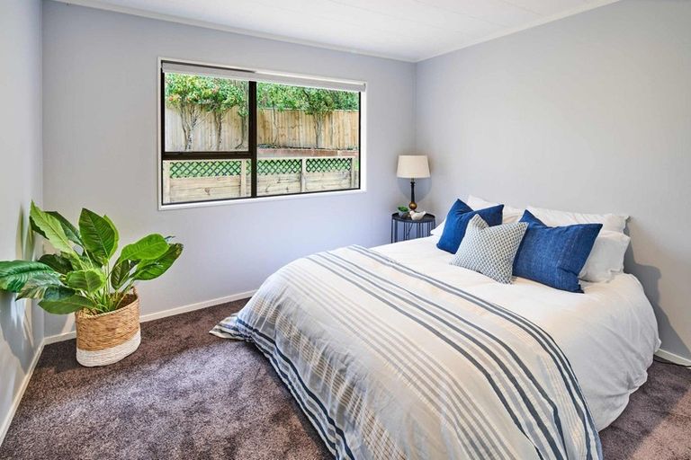 Photo of property in 23a Parkinson Close, Whitby, Porirua, 5024