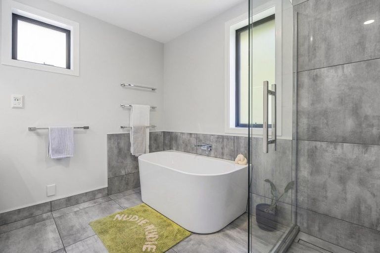 Photo of property in 66 Cliffs Road, Saint Clair, Dunedin, 9012