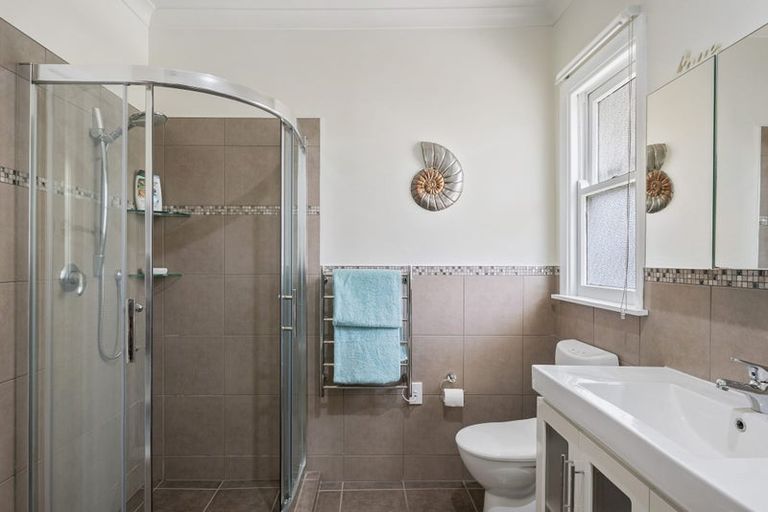 Photo of property in 7 Kawiu Road, Levin, 5510