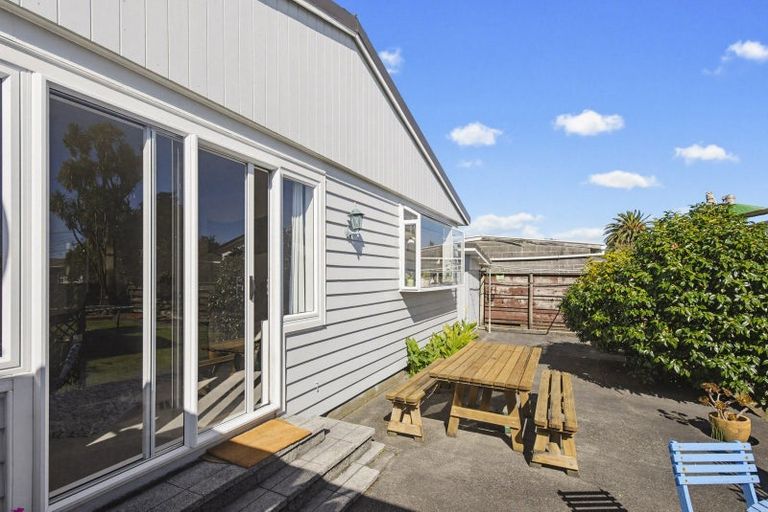 Photo of property in 6 Teoti Street, Paraparaumu Beach, Paraparaumu, 5032
