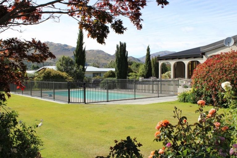 Photo of property in 6 Leitrum Street, Cromwell, 9310