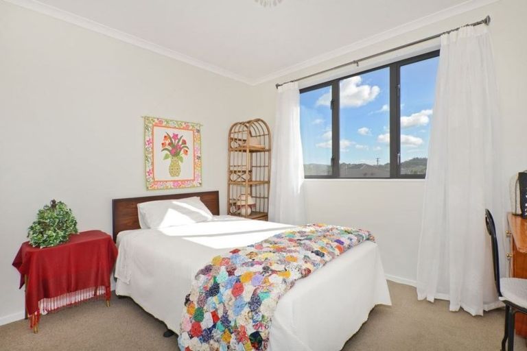 Photo of property in 12 Ocean View Rise, Ruakaka, 0116