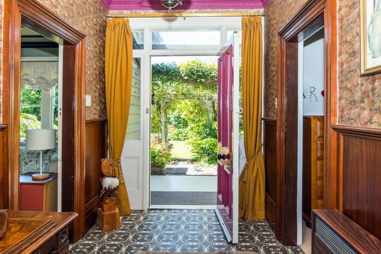 Photo of property in 8 Fergusson Street, Geraldine, 7930