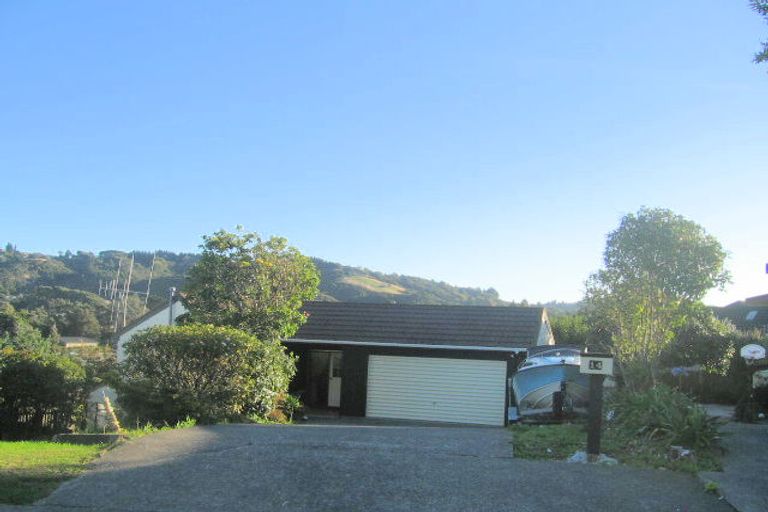 Photo of property in 14 Barque Crescent, Whitby, Porirua, 5024