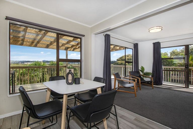 Photo of property in 56 Raumati Crescent, Onerahi, Whangarei, 0110