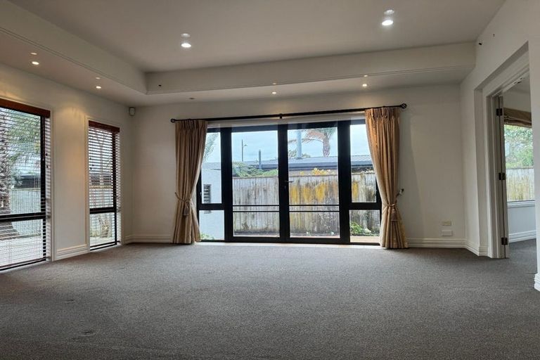 Photo of property in 1 Washington Place, Havelock North, 4130