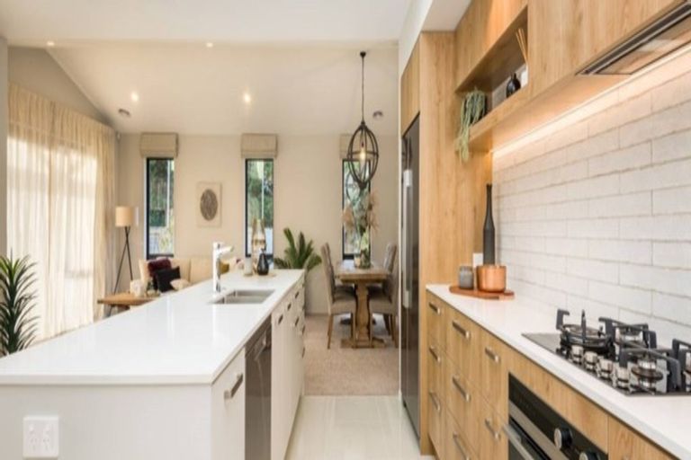 Photo of property in 138 Taupaki Road, Taupaki, 0782