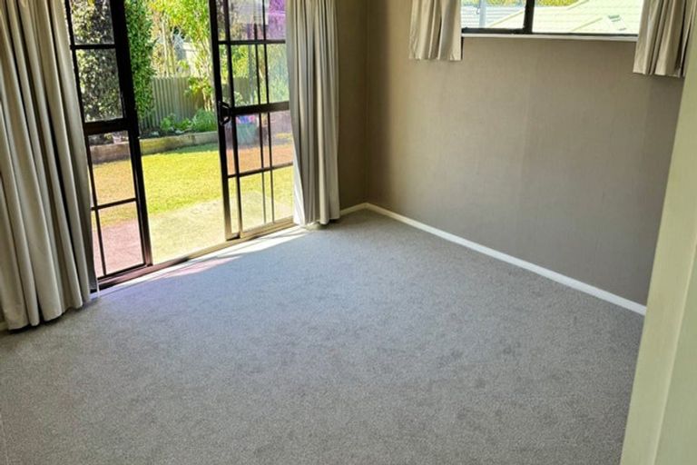 Photo of property in 56 Gray Avenue, Paraparaumu Beach, Paraparaumu, 5032