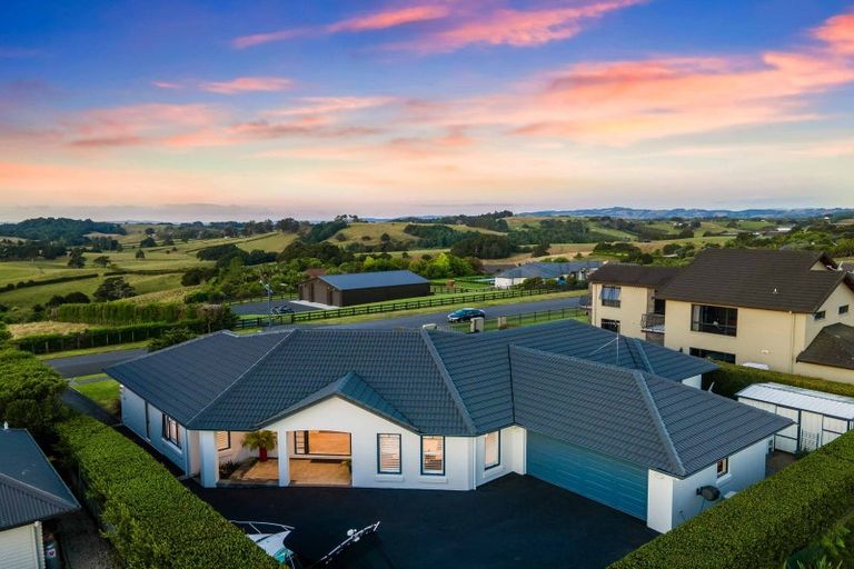 Photo of property in 22 Grace James Road, Pukekohe, 2120