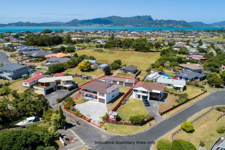 Photo of property in 30 Manaia View Road, One Tree Point, 0118