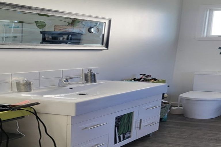 Photo of property in 56 Cridland Street East, Kaiapoi, 7630