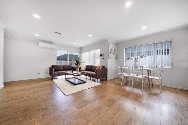 Photo of property in 16 Hihi Avenue, Takanini, 2112