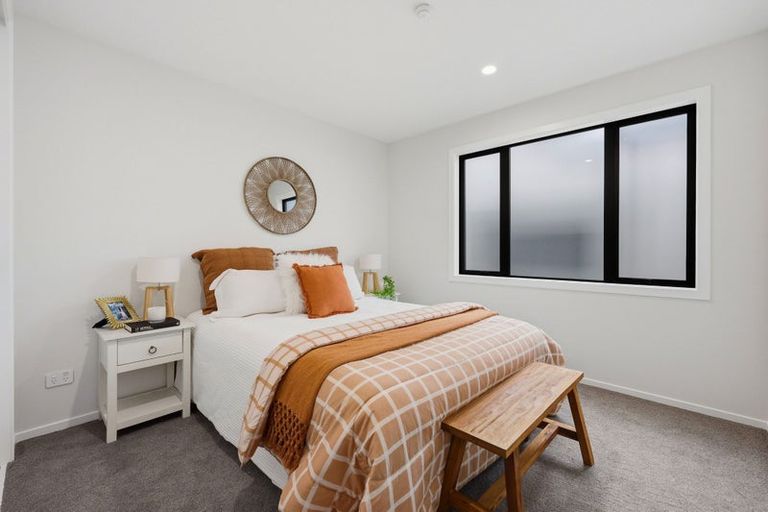 Photo of property in 23b Sorrel Crescent, Bucklands Beach, Auckland, 2012