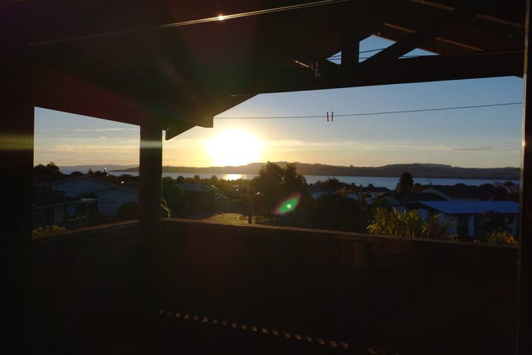 Photo of property in 11 Gladstone Grove, Richmond Heights, Taupo, 3330