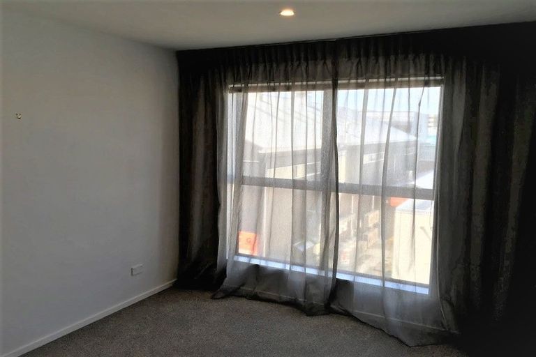 Photo of property in The Terraces, 8/36d Welles Street, Christchurch Central, Christchurch, 8011