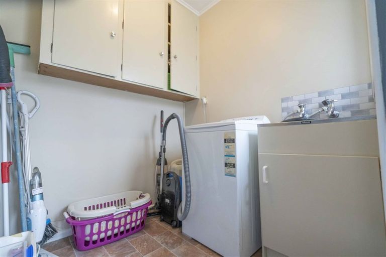 Photo of property in 137 Edinburgh Crescent, Waikiwi, Invercargill, 9810