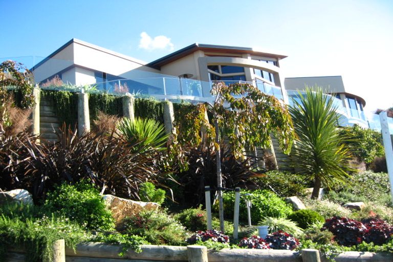 Photo of property in 1 Hyland Brae, Governors Bay, Lyttelton, 8971