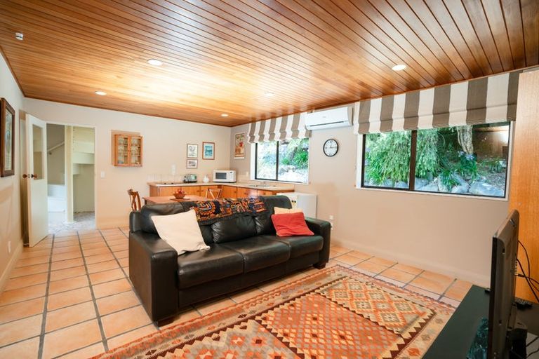 Photo of property in 245 Ngatiawa Road, Reikorangi, Waikanae, 5391
