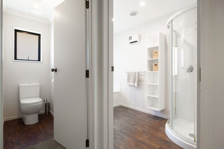 Photo of property in 144 Beacon Point Road, Wanaka, 9305