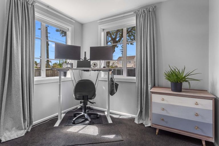 Photo of property in 6a Bayley Place, Spreydon, Christchurch, 8024