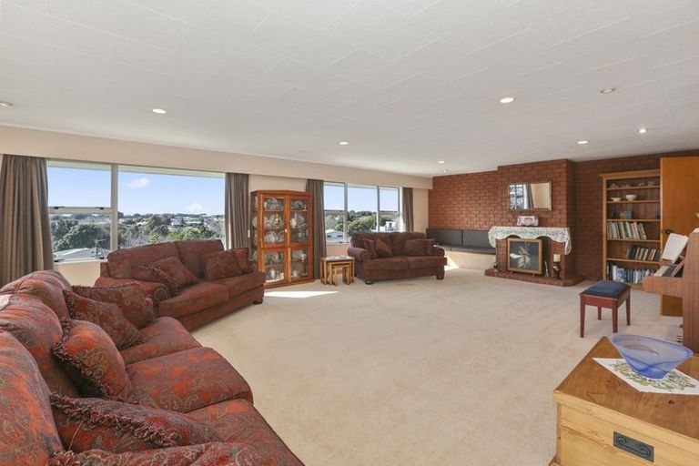 Photo of property in 11b Acacia Place, Bell Block, New Plymouth, 4312