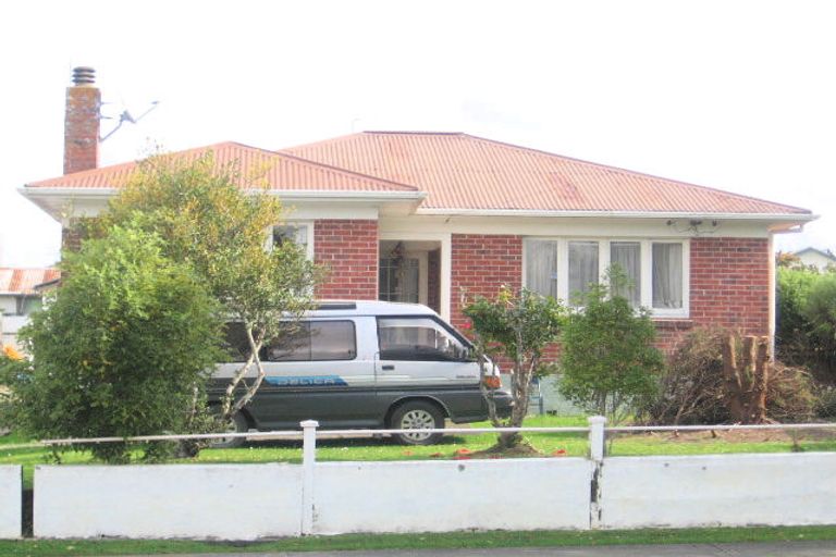 Photo of property in 12 Bernard Street, Avenues, Whangarei, 0110