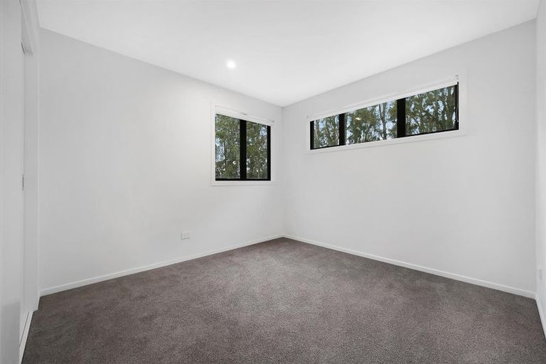 Photo of property in 32 Arapapa Road, Papakura, 2110