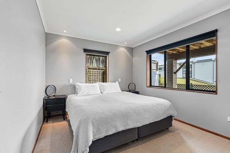 Photo of property in 3b Barrett Street, Westown, New Plymouth, 4310