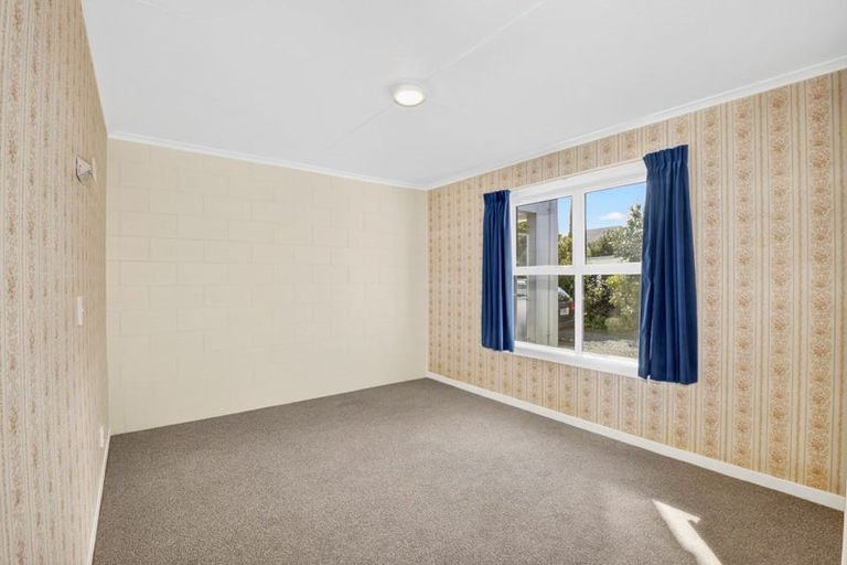 Photo of property in 1/23 Tuirau Place, Ilam, Christchurch, 8041