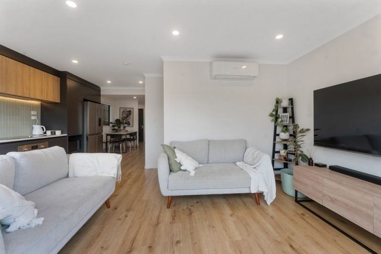 Photo of property in 9c Glamorgan Drive, Torbay, Auckland, 0630