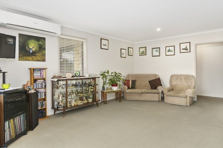 Photo of property in 8 Ibis Way, Welcome Bay, Tauranga, 3112