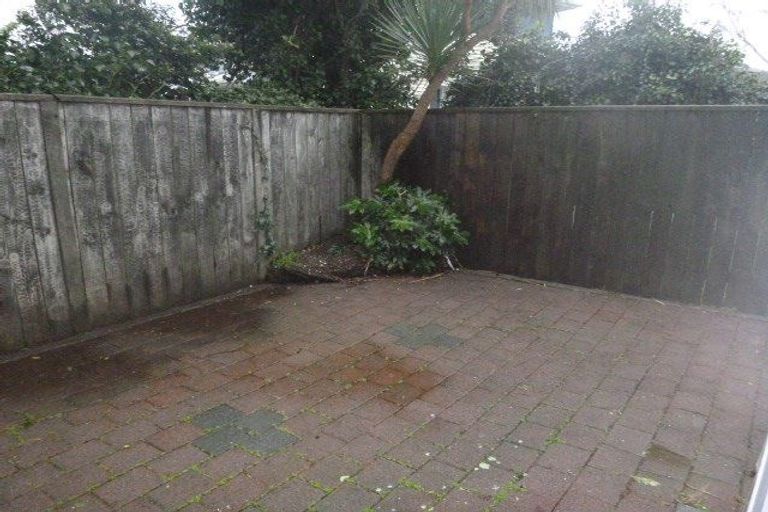 Photo of property in 10/569 High Street, Boulcott, Lower Hutt, 5010