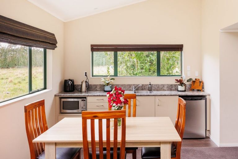 Photo of property in 435 Aranui Road, Kairanga, Palmerston North, 4475