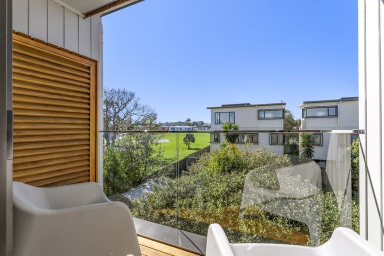 Photo of property in 7/16 Williamson Avenue, Belmont, Auckland, 0622