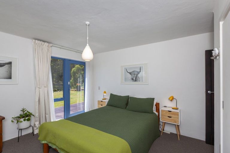 Photo of property in 105 Waterfall Road, Paraparaumu, 5032