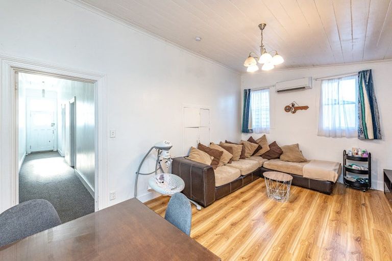 Photo of property in 57 Niblett Street, Whanganui, 4500