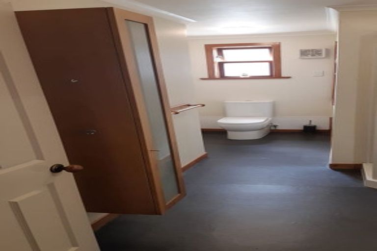 Photo of property in 78 Townsend Road, Miramar, Wellington, 6022