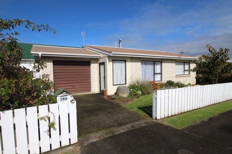 Photo of property in 28b Pollen Street, Woodville, 4920