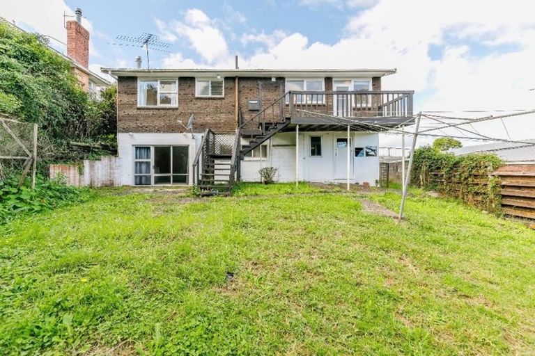 Photo of property in 606 Glenfield Road, Bayview, Auckland, 0629