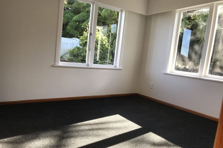 Photo of property in 10 Bedford Grove, Kelson, Lower Hutt, 5010