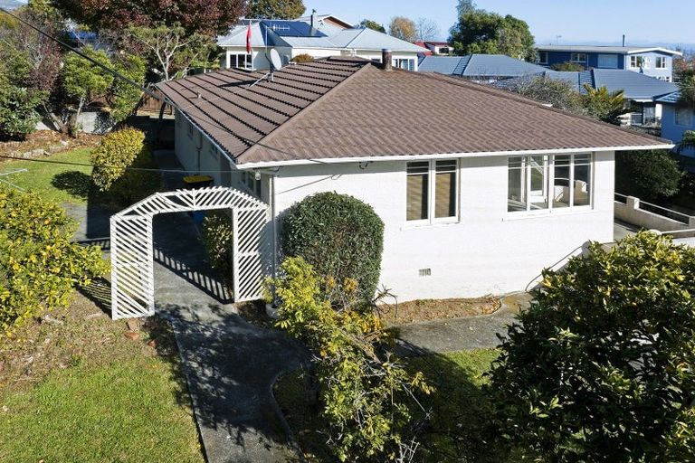 Photo of property in 32 Maitland Avenue, Stoke, Nelson, 7011