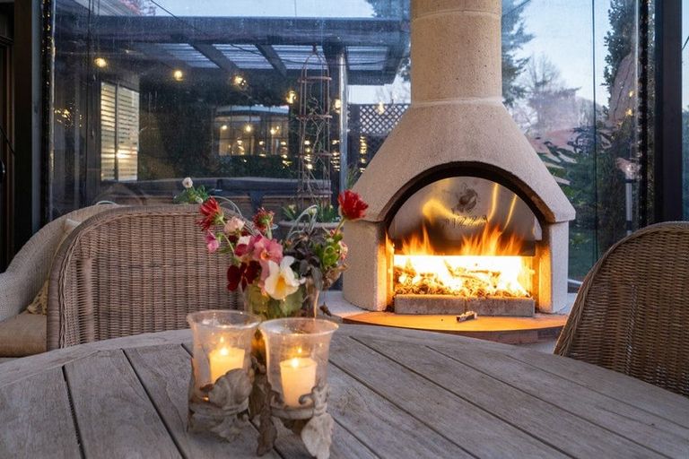 Photo of property in 163a Victoria Street, Cambridge, 3434