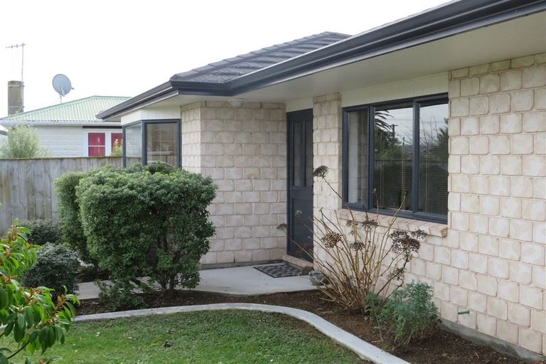 Photo of property in 1 Martin Harvey Street, Levin, 5510