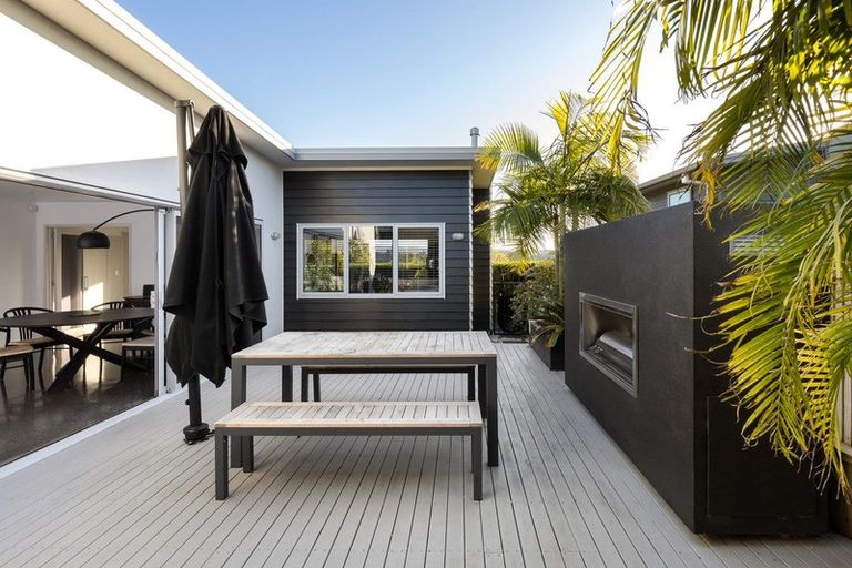 Photo of property in 49 Caldera Crescent, Pyes Pa, Tauranga, 3112