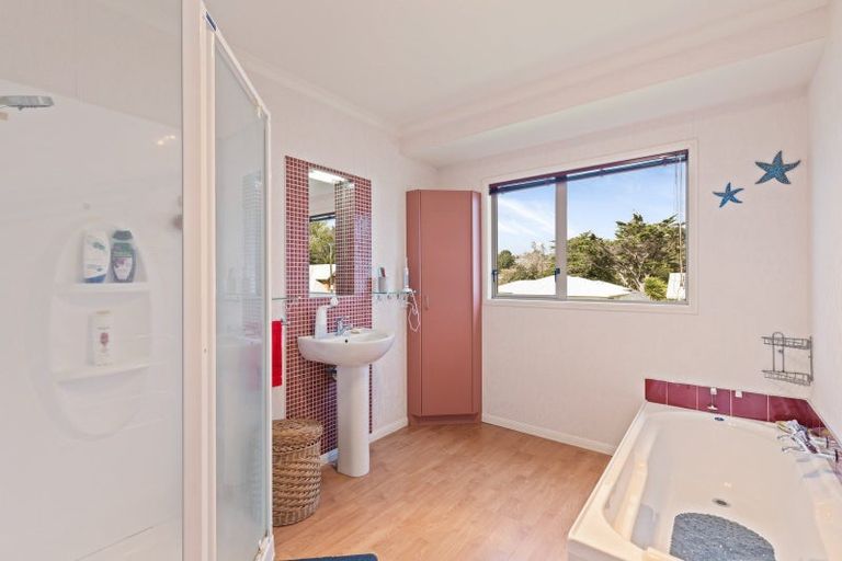 Photo of property in 8 Cyrus Street, Whalers Gate, New Plymouth, 4310
