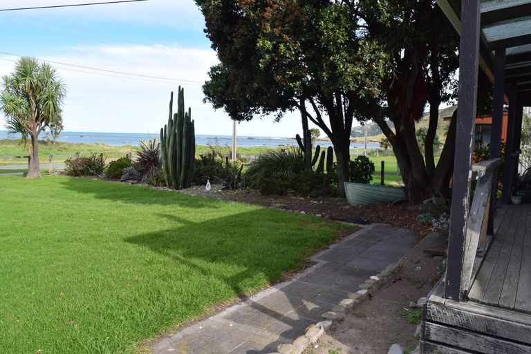 Photo of property in 1103 Mataikona Road, Mataikona, Masterton, 5889