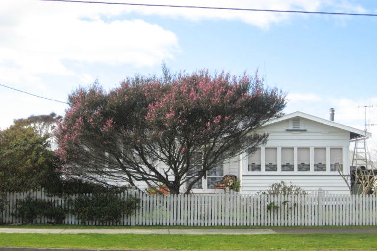 Photo of property in 91 College Road, Edgecumbe, 3120