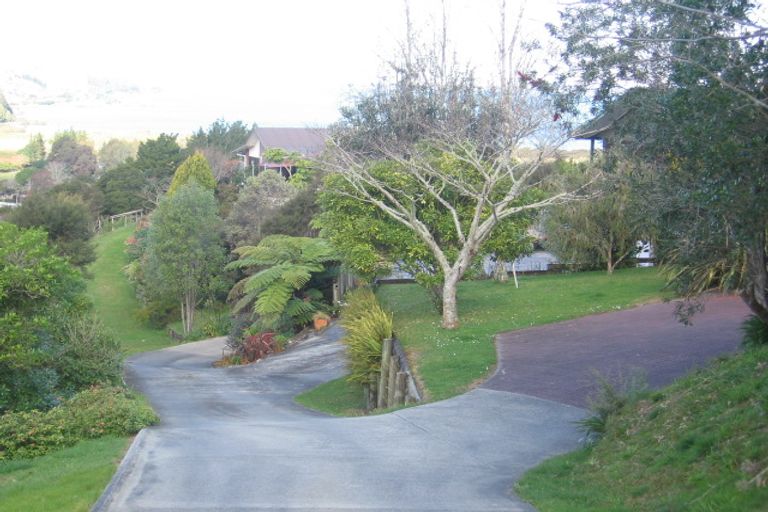 Photo of property in 32 Boeing Road, Onerahi, Whangarei, 0110