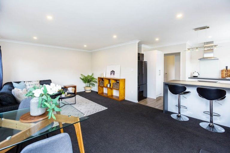 Photo of property in 12b Gloucester Street, Silverstream, Upper Hutt, 5019