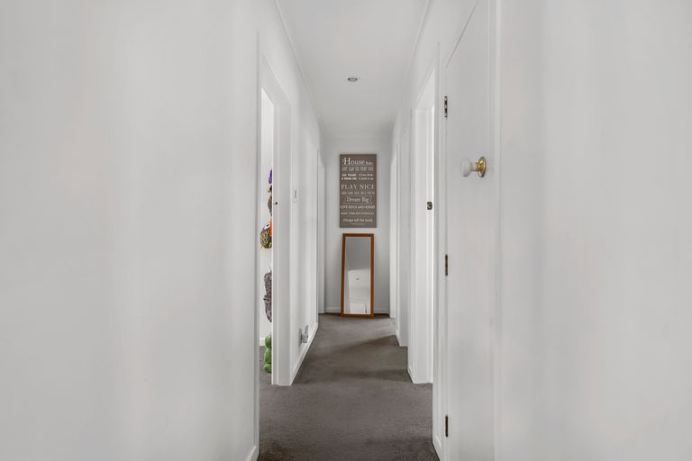 Photo of property in 34 Kelvin Road, Papakura, 2110